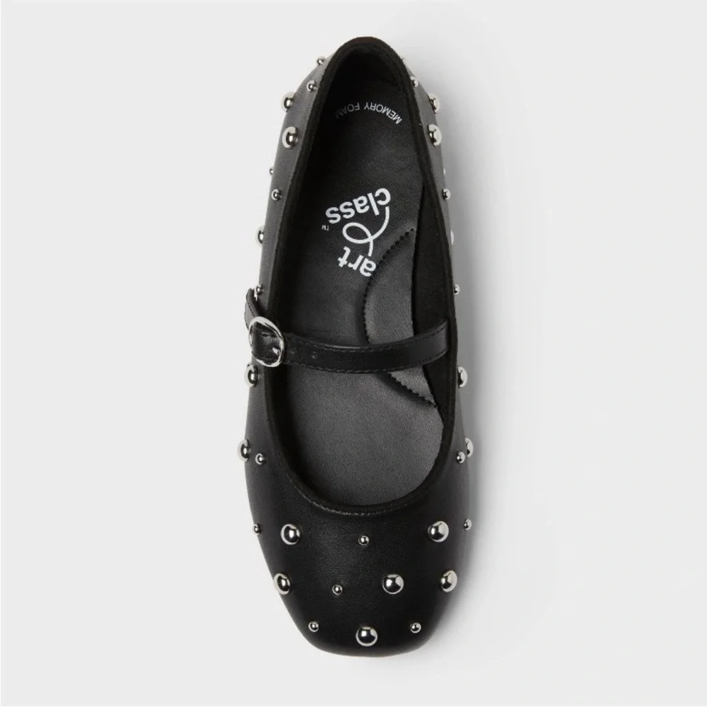 Stylish Black Kids Shoes with Silver Accents